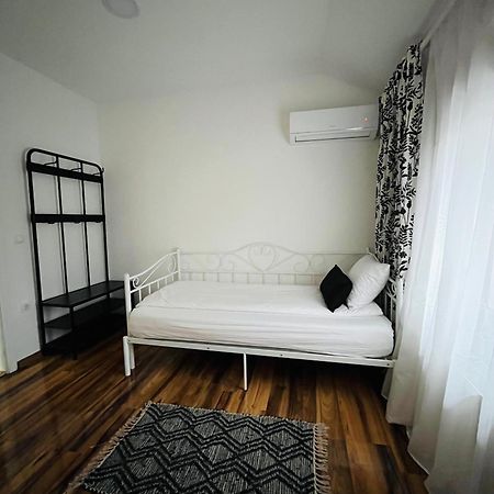 Chalets & Rooms Carda Sebesfok Bezdan Экстерьер фото
