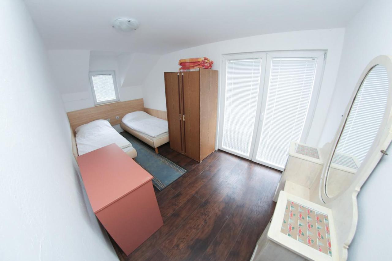 Chalets & Rooms Carda Sebesfok Bezdan Экстерьер фото