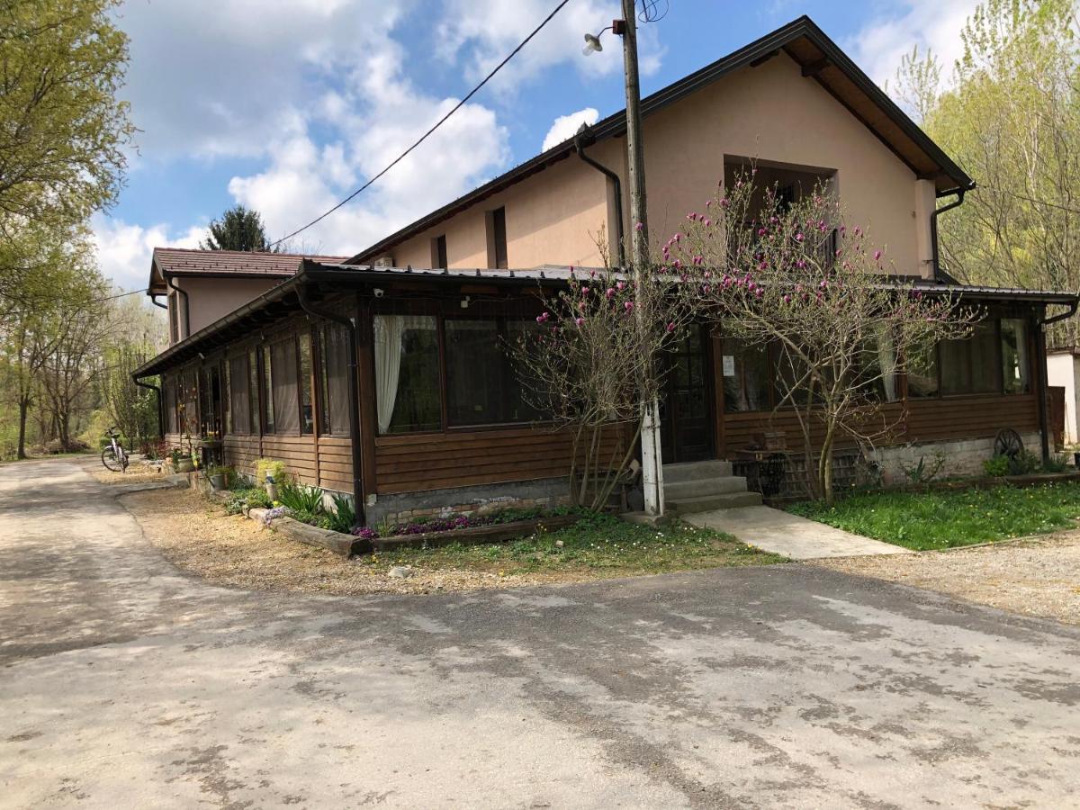 Chalets & Rooms Carda Sebesfok Bezdan Экстерьер фото