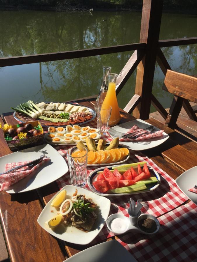 Chalets & Rooms Carda Sebesfok Bezdan Экстерьер фото
